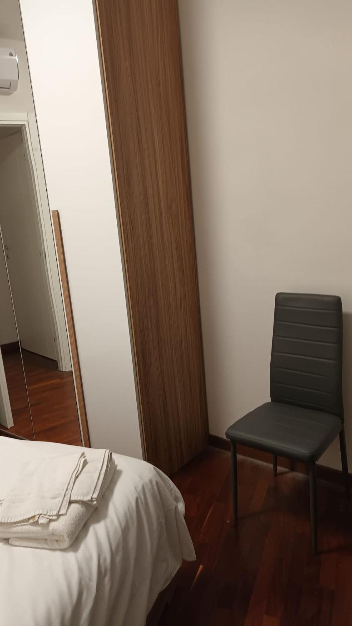 Apartament Casa N 1 Con Parcheggio Privato E Colonnina Ricarica Livorno Zewnętrze zdjęcie